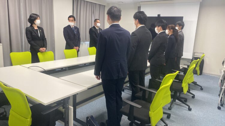 新入社員が入社しました。