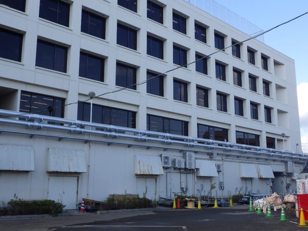 小田原市本庁舎・小田原市生涯学習センター本館