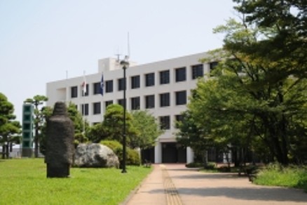 小田原市本庁舎・小田原市生涯学習センター本館